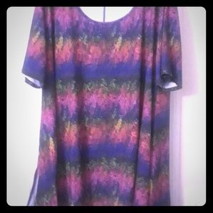 Multi colored lularoe perfect tee